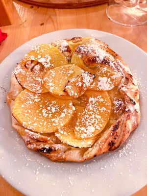 Pomme cassonade  at L'alsacien in Dijon
