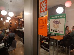 Interior with HappyCow decal at Anita Giro in Valencia