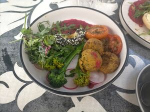 Falafel bowl (minus halloumi) at Cafe Botannix in Whangarei