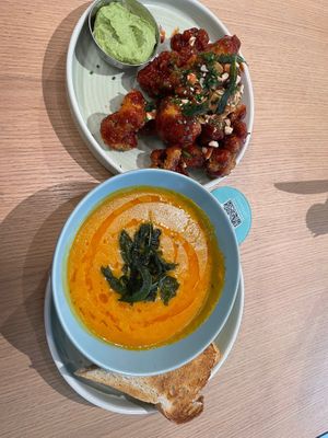 Cauliflower wings and potato & carrot soup at Common Grounds in Dubai