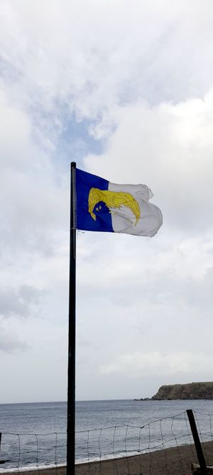Flag at O Moinho Terrace Cafe in Ribeira Grande