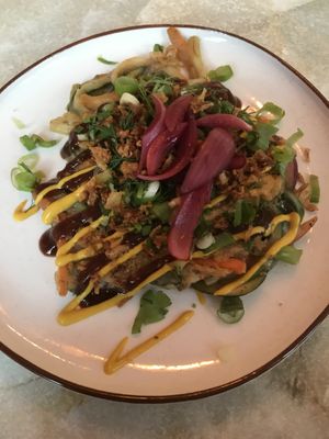 Okonomiyaki (Japanese omelette) made from vegetables    at Pickles - Solférino in Lille