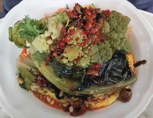 Romanesco cabbage with cheakpea puree at Pickles - Solférino in Lille
