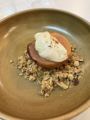 Pêche et purée de sésames  at Pickles - Solférino in Lille