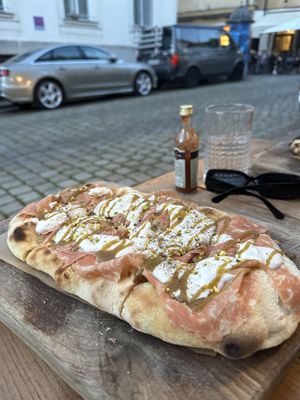 Morta vega  at Pizzeria Piccola in Ljubljana