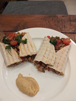 Avocado wrap at Mavi Cafe in Udaipur