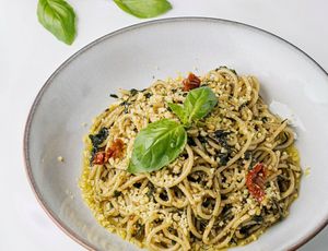 Spaghetti al Pesto at Pasta Al Vegan - Cloud Kitchen in Lisbon