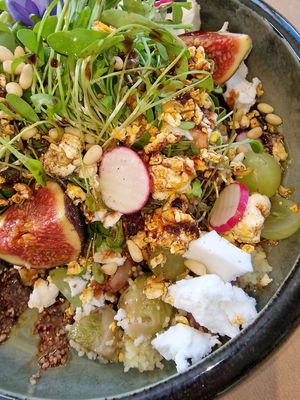 Vegan salad with feta and popcorn. at Quiché in Ranst