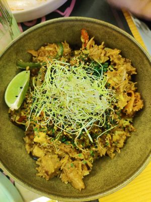 Nasi mee goreng at TROPICOOL in Madrid