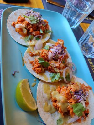 tacos de chorizo at TROPICOOL in Madrid