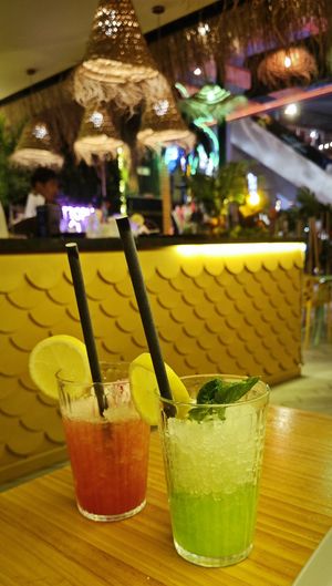 Limonadas Green y velvet (ya empezadas) at TROPICOOL in Madrid