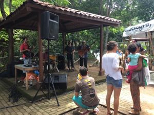 Live music at Feria Verde de Ciudad Colon in San Jose