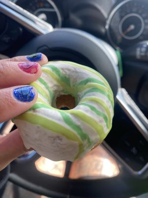 Mini Donut 🤤 Totally Recommend! Beautiful AND Tasty!  at Cosmic Bakery  in Upland