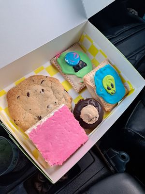 1/16/24 at Cosmic Bakery  in Upland