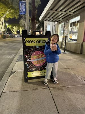 Outside sign   at Cosmic Bakery  in Upland