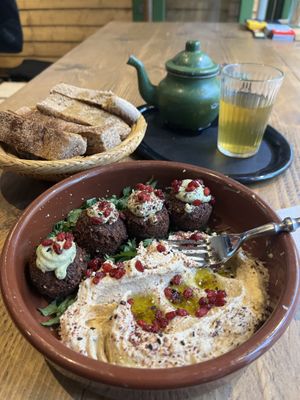   at Rashcook Falafel in Frankfurt