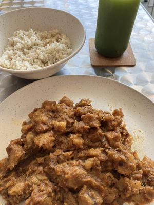 Tof’dodo and green juice    at Afro Vegana Foods in San Juan