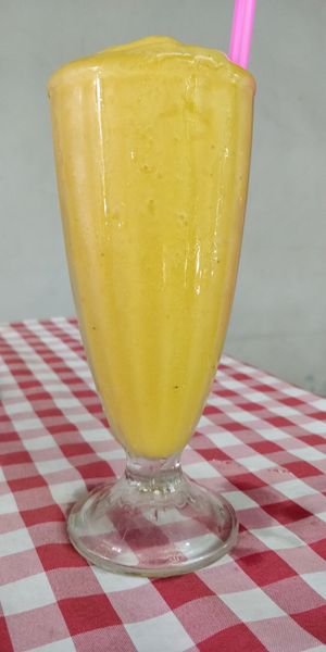 Banana mango shake at Spring Rolls Lanta in Koh Lanta