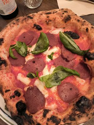 Piccante vegan at Basils in Brussels