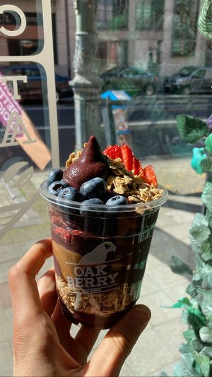 Small açaí bowl   at Oakberry in Brussels