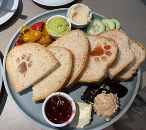 Tempelfrühstück  at Katzentempel - Hamburg in Hamburg