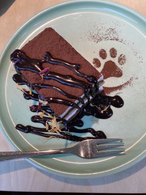 Tieramiezu   at Katzentempel - Hamburg in Hamburg