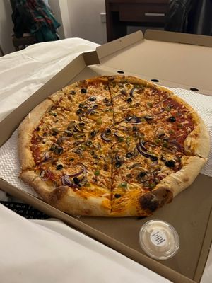 Veggie made vegan 20 inch  at I Scream For Pizza in Newcastle Upon Tyne