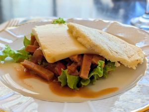 Vegan Arepa at Librería Puro Verso in Montevideo