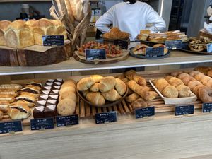 so much to choose!!!!!!!  at Te Cor Gentil テコールジャンティー in Tokyo