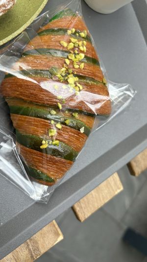 Pistachio croissantt  at Te Cor Gentil テコールジャンティー in Tokyo