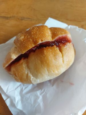 Strawberry rhubarb at Te Cor Gentil テコールジャンティー in Tokyo