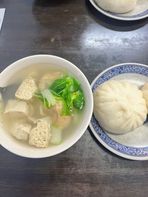   at Xuelihong Vegetarian Dim Sum 雪裏紅素食點心 永春店 in Taipei