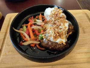 Kofte and creamy garlic sauce at SOIL Vegan Café - East in Amsterdam