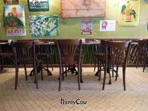  at The Green Room Cafe in Lisbon