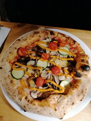 Garden pizzat at Garden Pizza Granollers in Granollers