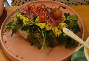 Vegan eiersalade at De Kantine van Bairro Alto in Nijmegen