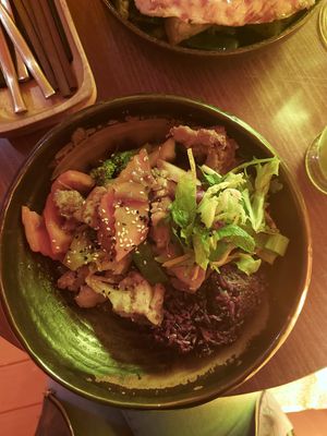 Rice bowl with veggies, tofu and seitan. at Hoa Rong in Berlin