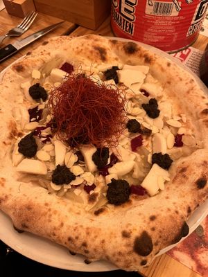 Trüffel Teufel  at Antica Pizzeria Nennillo - Belgisches Viertel in Cologne