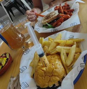 Vegan burguer con pan de molde sin gluten. at Burhouse in Benicarlo