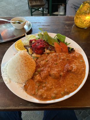   at tschüüüsch - plantpowered futurefood in Berlin