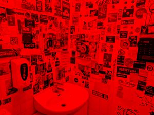 WC at Cafe Tschüsch at tschüüüsch - plantpowered futurefood in Berlin