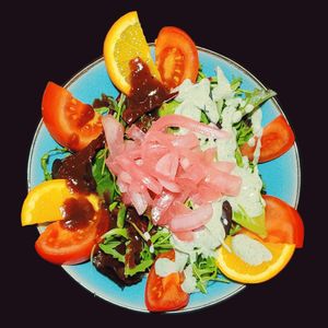  at tschüüüsch - plantpowered futurefood in Berlin