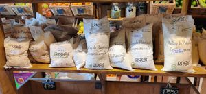 Flours at Puentes Amarillos in El Chalten
