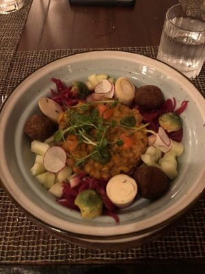 Garbanzo dish  at Alma in Cartagena