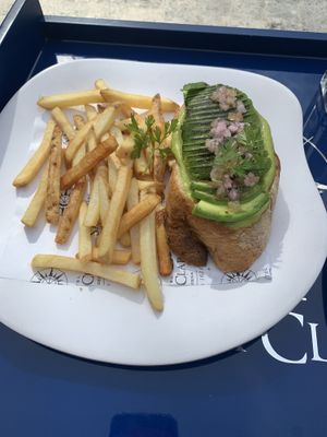 Avo toast and fries (cooked in separate fryer)  at Sofitel Santa Clara in Cartagena