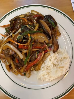 Bulgogi japchae  at ALT.a - Dosan in Seoul