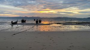 Sunset at Rimlay Restaurant in Krabi