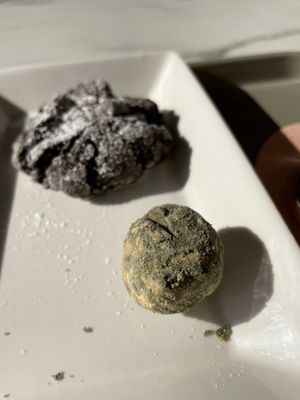 Chocolate cookie, Energie ball  at MEPLACE - 미플레이스 in Seoul