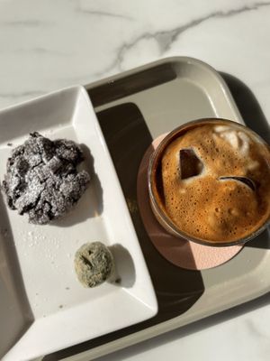 Peanut crunch latte - almond milk and dessert  at MEPLACE - 미플레이스 in Seoul