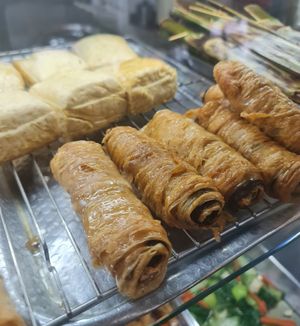 Beancurd and seaweed roll ~ 5/3/22 at Rong Yuan Food Stall 融圆 in North Singapore